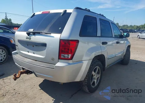 2005 Jeep Grand Cherokee Laredo z USA, uszkodzony, nr VIN 1J4HR48N85C648797
